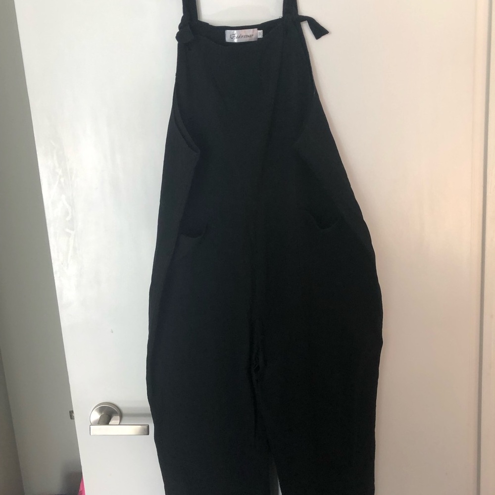 Elegant Black Women's Jumpsuit